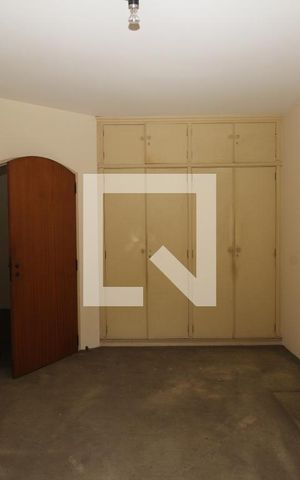 Apartamento à venda com 355m², 4 quartos e 3 vagasQuarto 1