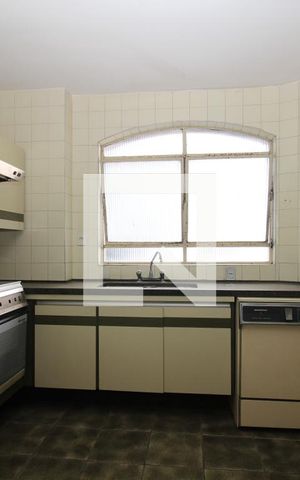 Apartamento à venda com 355m², 4 quartos e 3 vagasCozinha
