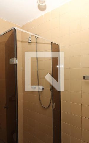 Apartamento à venda com 355m², 4 quartos e 3 vagasBanheiro 2