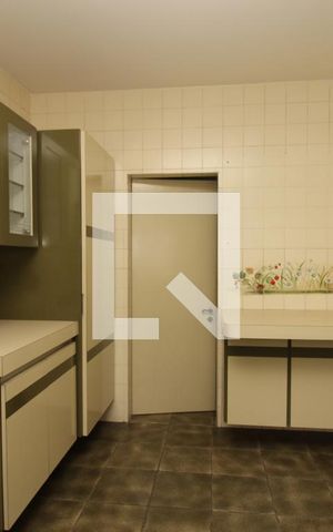 Apartamento à venda com 355m², 4 quartos e 3 vagasCozinha