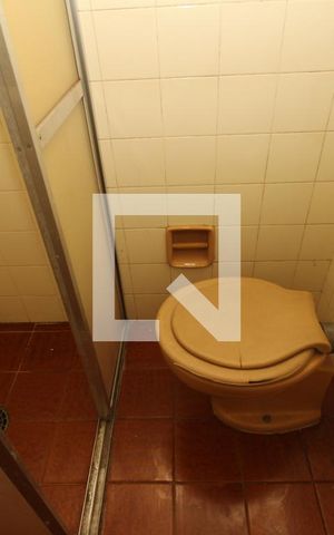 Apartamento à venda com 355m², 4 quartos e 3 vagasBanheiro de Serviço