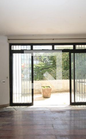 Apartamento à venda com 355m², 4 quartos e 3 vagasSala