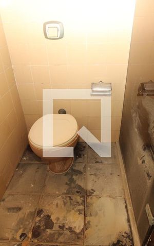 Apartamento à venda com 355m², 4 quartos e 3 vagasBanheiro 2