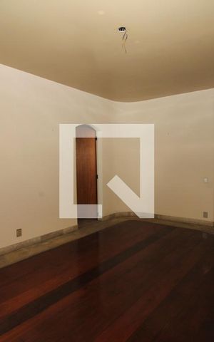 Apartamento à venda com 355m², 4 quartos e 3 vagasSala