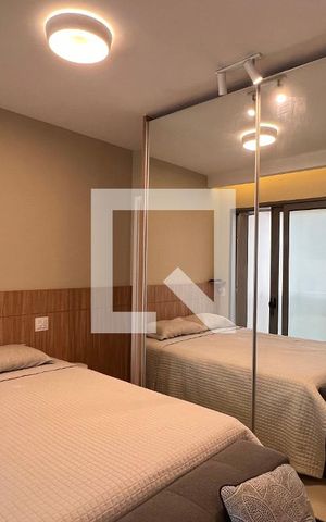 Apartamento à venda com 41m², 1 quarto e 1 vaga Apartamento à venda com 41m², 1 quarto e 1 vagaStudio