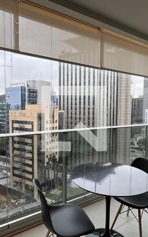 Apartamento à venda com 41m², 1 quarto e 1 vaga Apartamento à venda com 41m², 1 quarto e 1 vagaVaranda