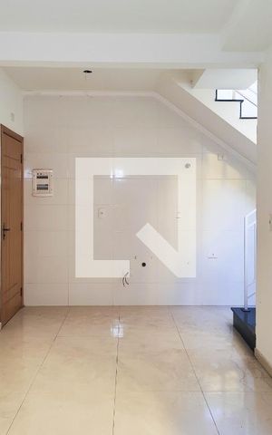 Apartamento à venda com 98m², 2 quartos e 1 vaga Apartamento à venda com 98m², 2 quartos e 1 vagaSala