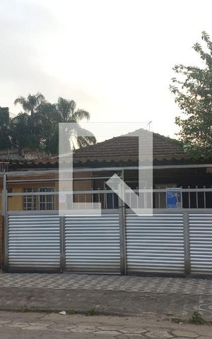 Casa para alugar com 60m², 1 quarto e 1 vagaFachada