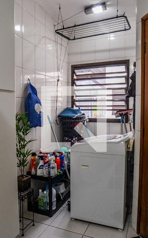 Apartamento à venda com 75m², 2 quartos e 2 vagasCozinha e Área de Serviço