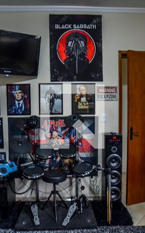 Apartamento à venda com 75m², 2 quartos e 2 vagasQuarto 2