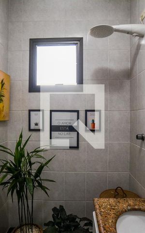 Apartamento à venda com 75m², 2 quartos e 2 vagasBanheiro Social