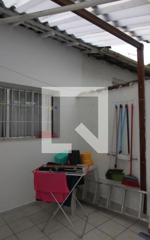 Casa à venda com 200m², 2 quartos e 2 vagasQuintal