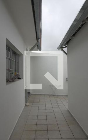 Casa à venda com 200m², 2 quartos e 2 vagasQuintal