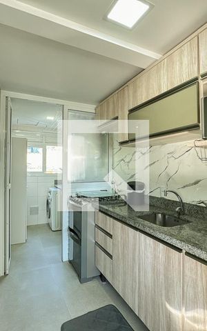 Apartamento à venda com 72m², 2 quartos e 2 vagas Apartamento à venda com 72m², 2 quartos e 2 vagasCozinha