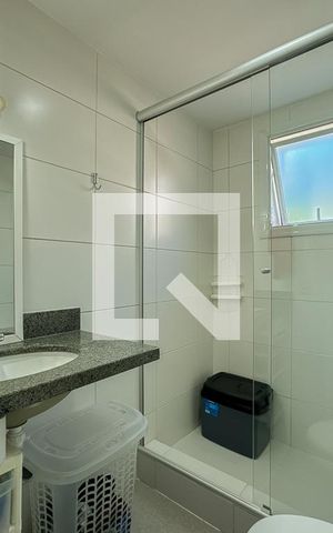 Apartamento à venda com 72m², 2 quartos e 2 vagas Apartamento à venda com 72m², 2 quartos e 2 vagasBanheiro da Suíte
