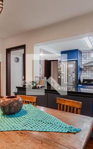 Apartamento à venda com 187m², 3 quartos e 1 vaga Apartamento à venda com 187m², 3 quartos e 1 vagaCozinha
