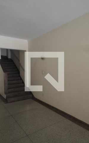 Apartamento à venda com 75m², 2 quartos e 1 vagaHall de entrada