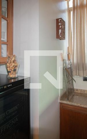Apartamento à venda com 330m², 3 quartos e 2 vagas Apartamento à venda com 330m², 3 quartos e 2 vagasCozinha 2