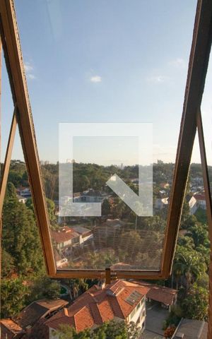 Apartamento à venda com 330m², 3 quartos e 2 vagas Apartamento à venda com 330m², 3 quartos e 2 vagasVista