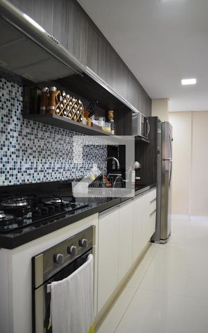 Apartamento à venda com 72m², 2 quartos e 1 vagaCozinha
