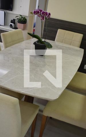 Apartamento à venda com 72m², 2 quartos e 1 vagaSala de jantar