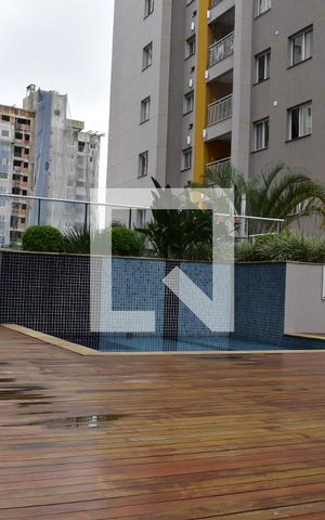 Apartamento à venda com 72m², 2 quartos e 1 vagaÁrea comum - Piscina