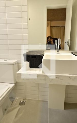Apartamento para alugar com 44m², 1 quarto e 1 vaga Apartamento para alugar com 44m², 1 quarto e 1 vagaBanheiro