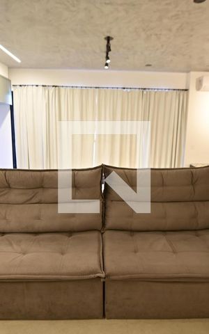 Apartamento para alugar com 44m², 1 quarto e 1 vaga Apartamento para alugar com 44m², 1 quarto e 1 vagaSala
