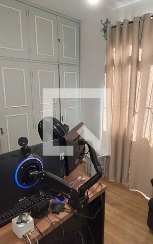 Casa à venda com 244m², 4 quartos e 2 vagas Casa à venda com 244m², 4 quartos e 2 vagasquarto 1