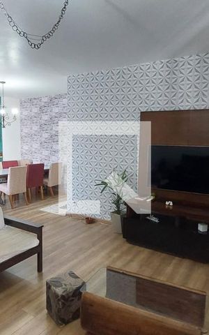 Casa à venda com 244m², 4 quartos e 2 vagas Casa à venda com 244m², 4 quartos e 2 vagassala
