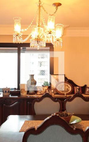 Apartamento à venda com 169m², 4 quartos e 3 vagasSala de jantar