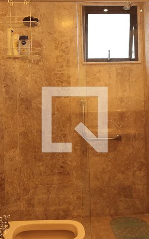 Apartamento à venda com 169m², 4 quartos e 3 vagasBanheiro da Suíte 1