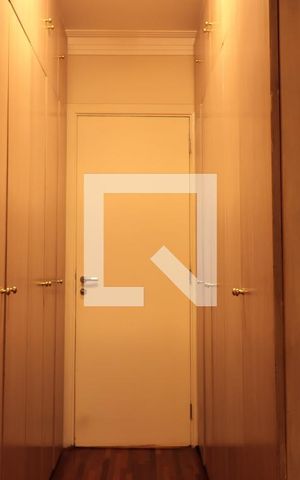 Apartamento à venda com 169m², 4 quartos e 3 vagasCloset da suíte 2
