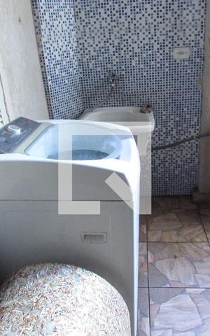 Casa à venda com 130m², 4 quartos e 2 vagasÁrea de Serviço