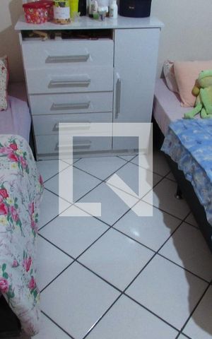 Casa à venda com 130m², 4 quartos e 2 vagasQuarto 1