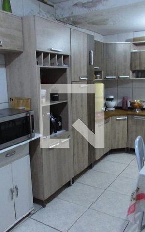 Casa à venda com 130m², 4 quartos e 2 vagasCozinha