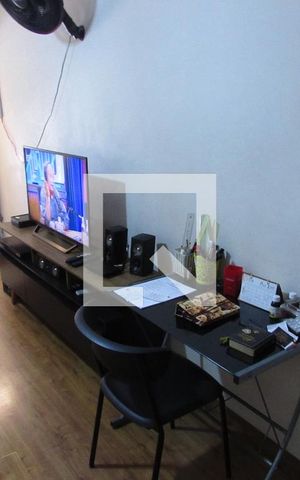 Casa à venda com 130m², 4 quartos e 2 vagasSala