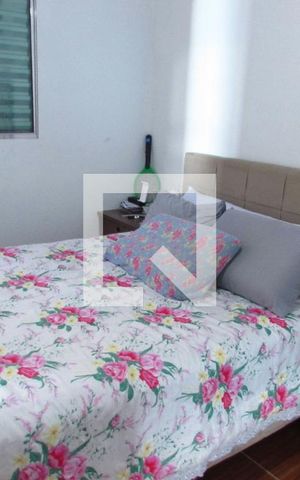 Casa à venda com 130m², 4 quartos e 2 vagasSuíte