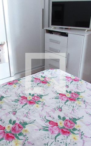 Casa à venda com 130m², 4 quartos e 2 vagasSuíte