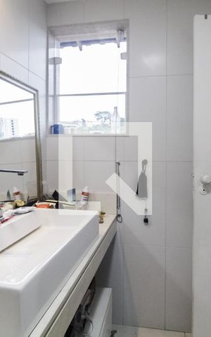 Casa de condomínio para alugar com 606m², 4 quartos e 2 vagasBanheiro da suíte 4