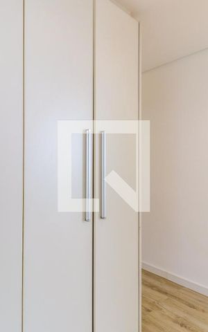 Casa à venda com 608m², 6 quartos e 6 vagas Casa à venda com 608m², 6 quartos e 6 vagasCloset da Suíte 2