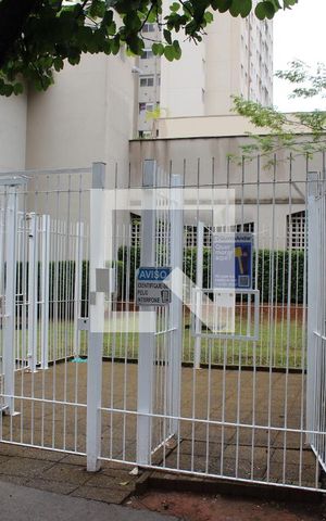 Apartamento para alugar com 70m², 3 quartos e 1 vagaFachada