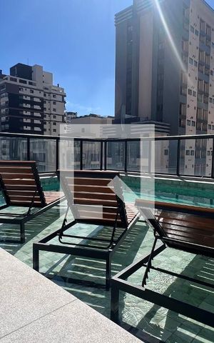 Studio para alugar com 23m², 1 quarto e sem vaga Studio para alugar com 23m², 1 quarto e sem vagaPiscina