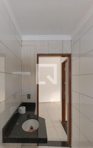 Casa à venda com 354m², 8 quartos e 5 vagas Casa à venda com 354m², 8 quartos e 5 vagasCasa 2- Banheiro