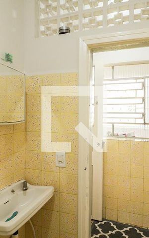 Casa à venda com 70m², 1 quarto e 2 vagasBanheiro