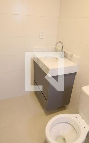 Apartamento para alugar com 54m², 2 quartos e 1 vagaBanheiro 2