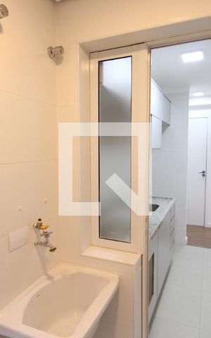 Apartamento para alugar com 54m², 2 quartos e 1 vagaÁrea de Serviço