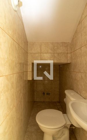 Casa para alugar com 65m², 2 quartos e 2 vagas Casa para alugar com 65m², 2 quartos e 2 vagasLavabo