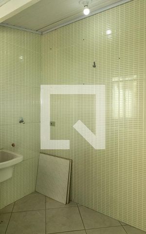 Casa para alugar com 65m², 2 quartos e 2 vagas Casa para alugar com 65m², 2 quartos e 2 vagasÁrea de Serviço