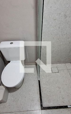 Apartamento à venda com 96m², 2 quartos e 1 vaga Apartamento à venda com 96m², 2 quartos e 1 vagaBanheiro 1